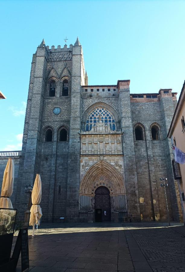 Premium Plaza Mayor Con Parking Apartment
