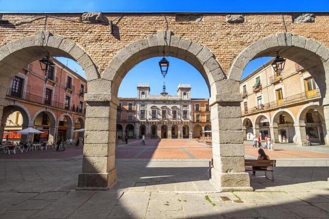 Premium Plaza Mayor Con Parking Apartment Avila
